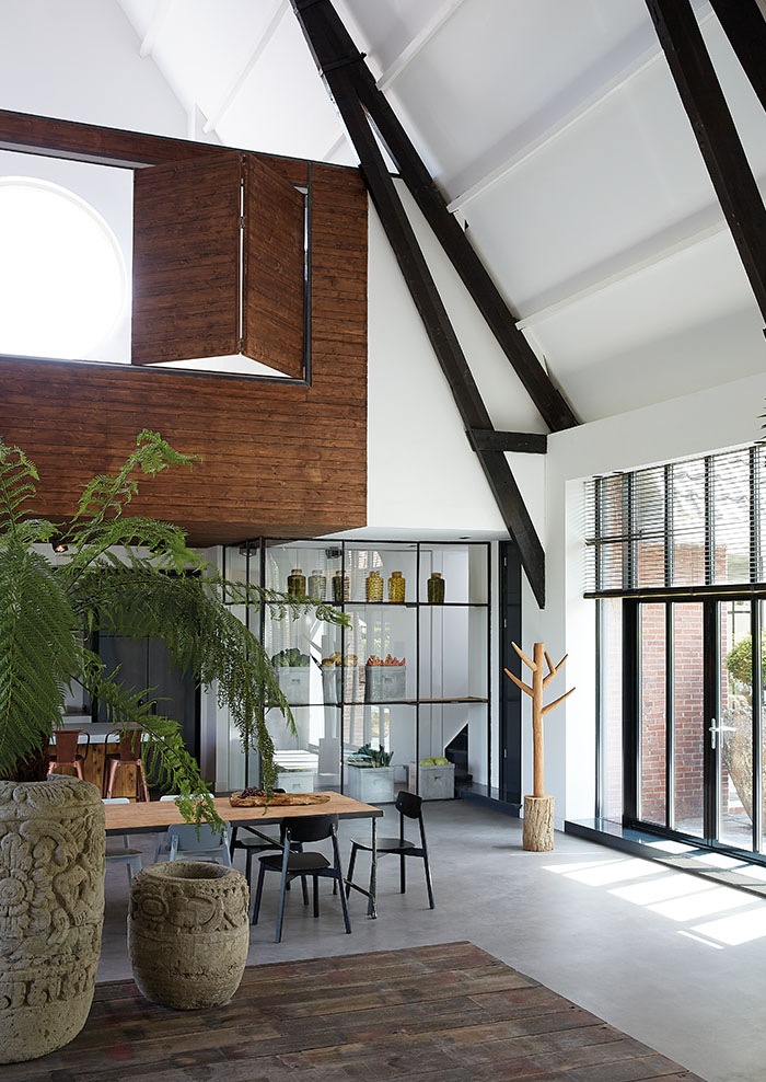 church house architecture by osiris hertman