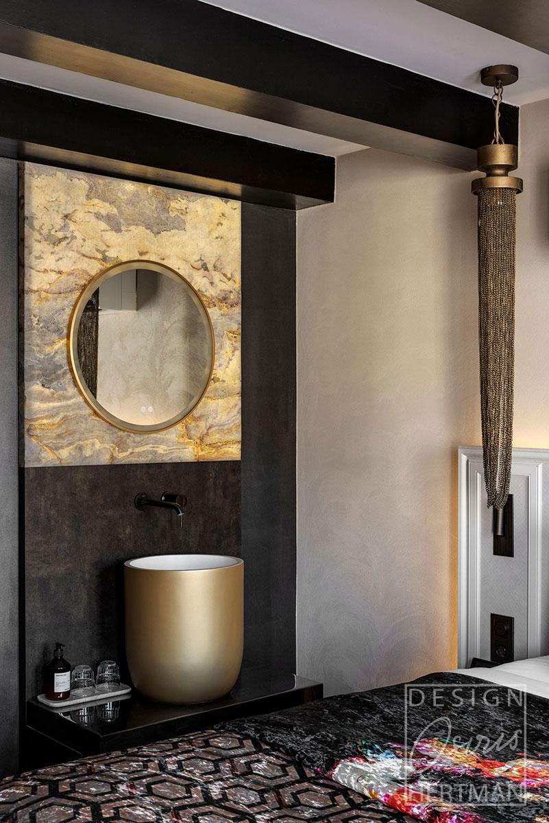 MISTER HIGHLAND AMSTERDAM Bedroom | Design by Osiris Hertman